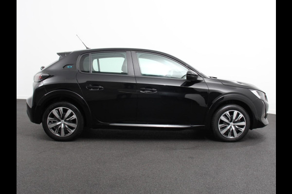Peugeot e-208 EV Active 50 kWh | Airco | Navigatie | Apple Carplay/Android Auto | Cruise control | Led