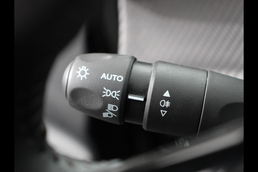 Peugeot e-208 EV Active 50 kWh | Airco | Navigatie | Apple Carplay/Android Auto | Cruise control | Led