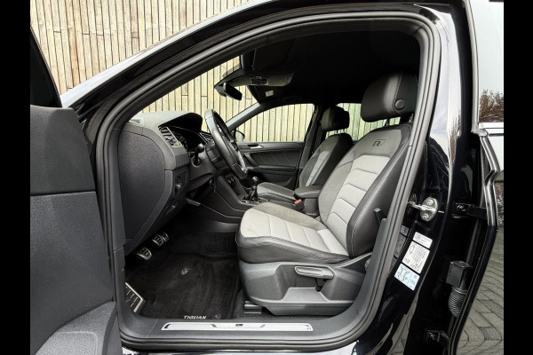 Volkswagen Tiguan 1.4 TSI R-line Handgeschakeld | Half/leer | R-line stuurwiel | LED verlichting | Stoelverwarming | Zwarte hemelbekleding | Apple