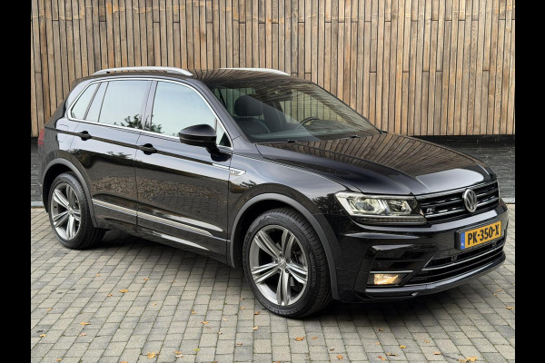 Volkswagen Tiguan 1.4 TSI R-line Handgeschakeld | Half/leer | R-line stuurwiel | LED verlichting | Stoelverwarming | Zwarte hemelbekleding | Apple