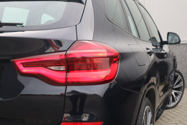 BMW X3 xDrive30e High Executive Individual / Pano / 21inch / Harman Kardon / Trekhaak /