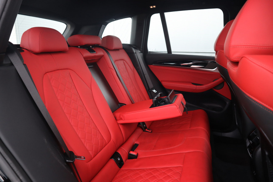 BMW X3 xDrive30e High Executive Individual / Pano / 21inch / Harman Kardon / Trekhaak /