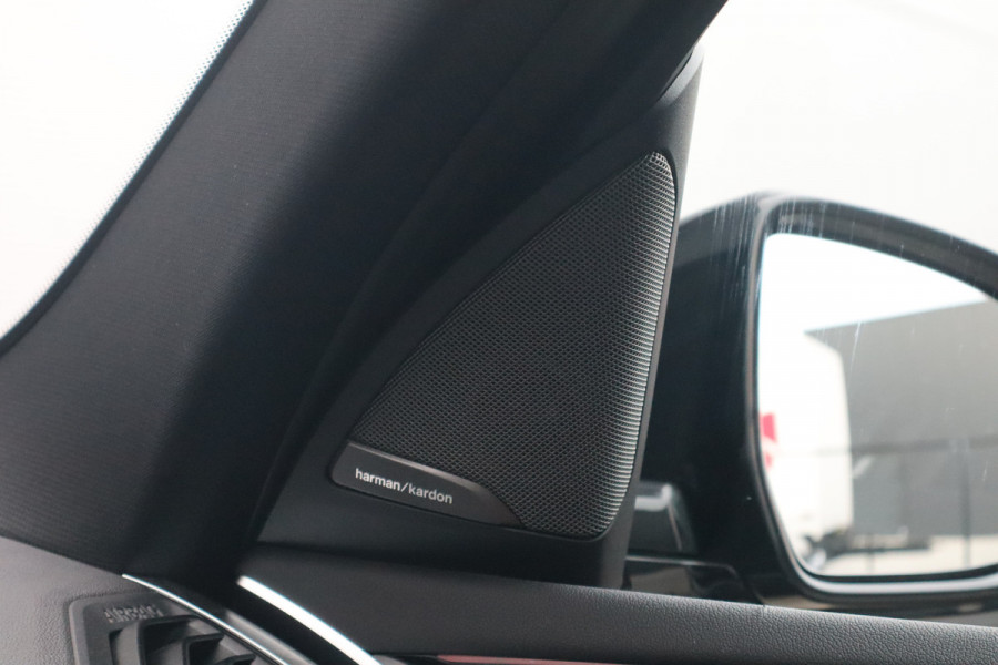 BMW X3 xDrive30e High Executive Individual / Pano / 21inch / Harman Kardon / Trekhaak /