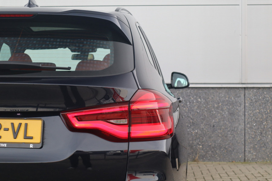 BMW X3 xDrive30e High Executive Individual / Pano / 21inch / Harman Kardon / Trekhaak /