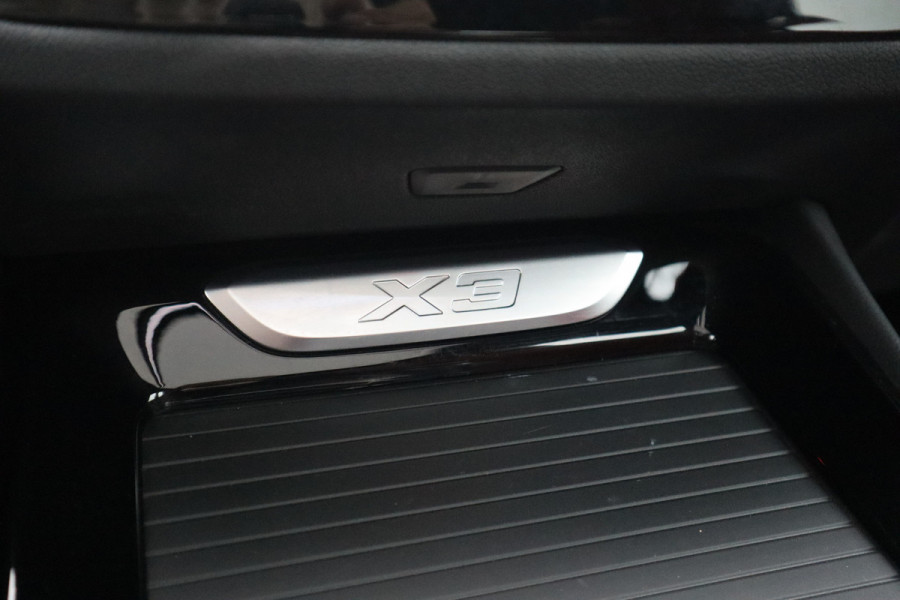 BMW X3 xDrive30e High Executive Individual / Pano / 21inch / Harman Kardon / Trekhaak /