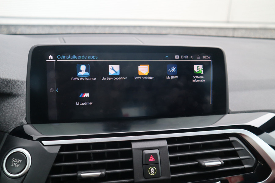 BMW X3 xDrive30e High Executive Individual / Pano / 21inch / Harman Kardon / Trekhaak /