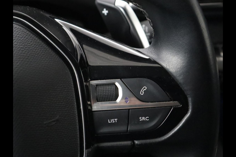 Peugeot 3008 1.6 HYbrid 225 Allure | Carplay | Half leder | Navigatie | Camera | Full LED | Keyless | Bluetooth | Park Assist | Getint glas | Cruise control | Climate control | PHEV | Plug In