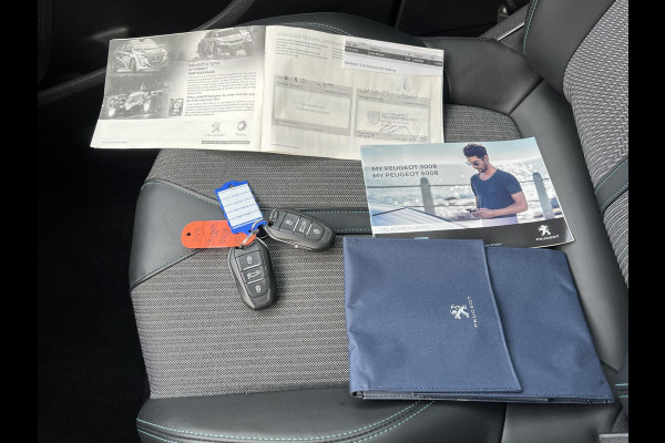 Peugeot 5008 1.5 BlueHDI Allure Pack Business NIEUW MODEL | 7-Persoons | Adaptive Cruise | Elektrische Klep | Keyless Start | Stoelverwarming | Dealeronderhouden | 12 mnd BOVAG Garantie