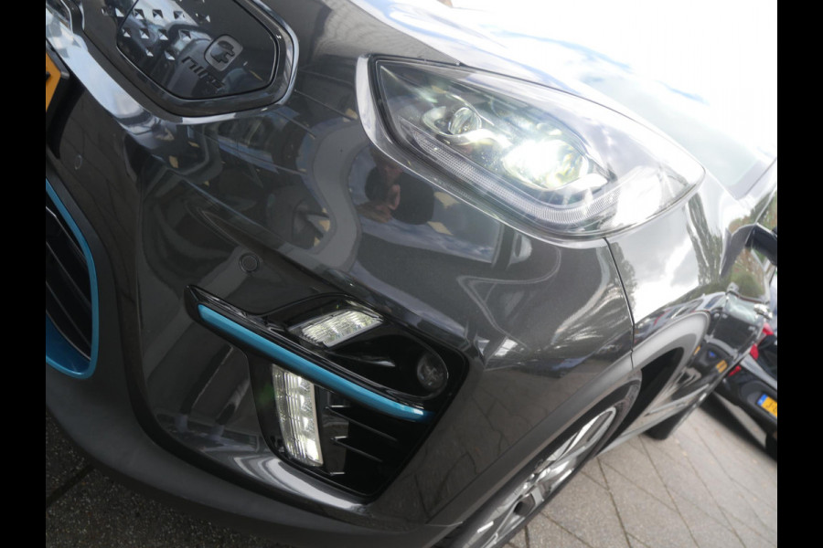 Kia e-Niro DynamicPlusLine 64 kWh | Cruise | Clima | Carplay | Navi | Stoel-stuurverwarming | Schuif-kanteldak |