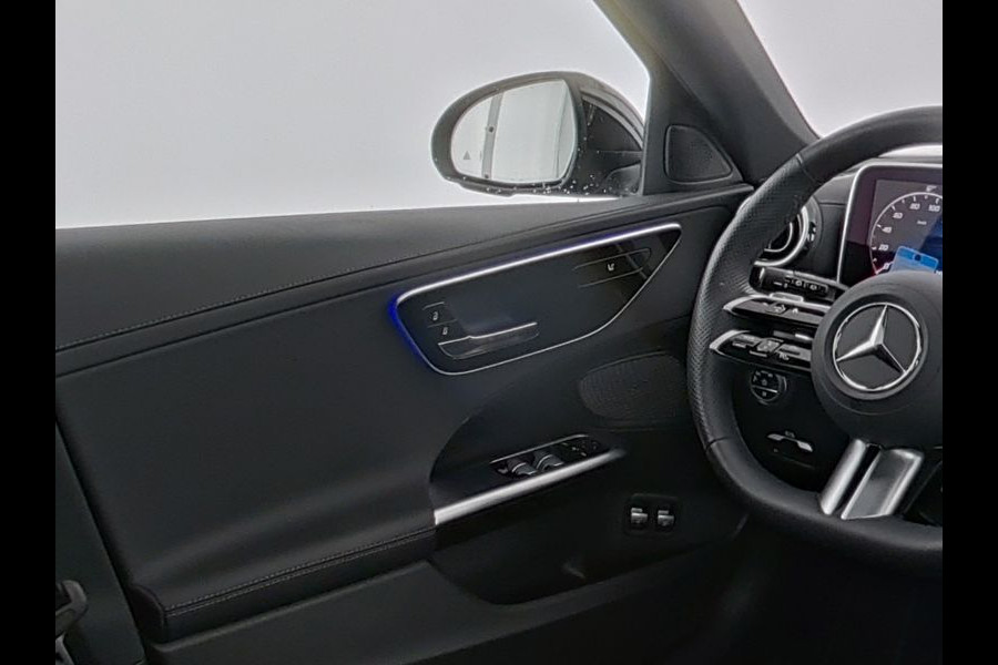 Mercedes-Benz C-Klasse Estate 300 e AMG Plug-In Hybride AMG Line | Trekhaak | Panorama Schuif-Kanteldak | Digital Licht | Rijassistentiepakket Plus incl. PRE-SAFE Inclusief 24 maanden MB Certified garantie voor Europa.