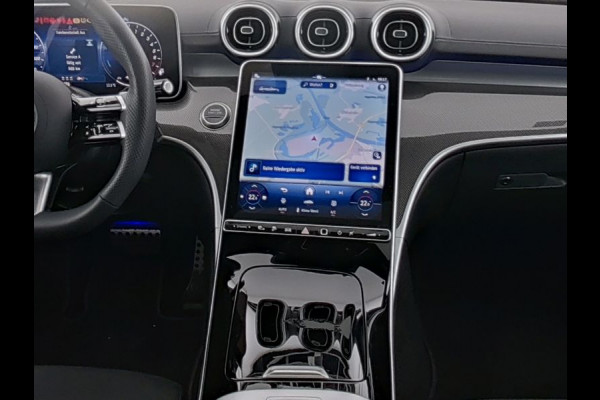 Mercedes-Benz C-Klasse Estate 300 e AMG Plug-In Hybride AMG Line | Trekhaak | Panorama Schuif-Kanteldak | Digital Licht | Rijassistentiepakket Plus incl. PRE-SAFE Inclusief 24 maanden MB Certified garantie voor Europa.