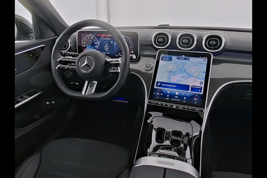Mercedes-Benz C-Klasse Estate 300 e AMG Plug-In Hybride AMG Line | Trekhaak | Panorama Schuif-Kanteldak | Digital Licht | Rijassistentiepakket Plus incl. PRE-SAFE Inclusief 24 maanden MB Certified garantie voor Europa.