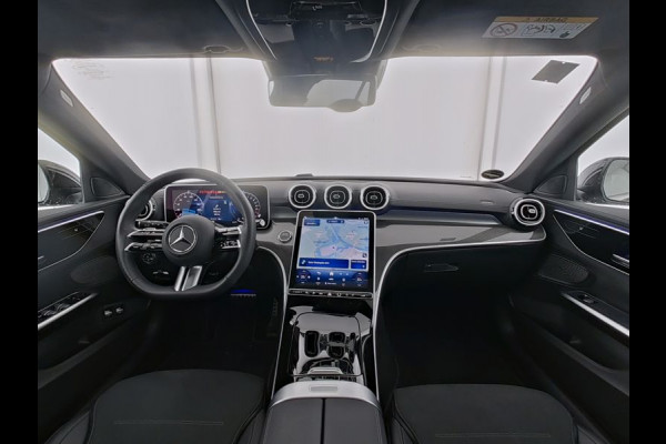 Mercedes-Benz C-Klasse Estate 300 e AMG Plug-In Hybride AMG Line | Trekhaak | Panorama Schuif-Kanteldak | Digital Licht | Rijassistentiepakket Plus incl. PRE-SAFE Inclusief 24 maanden MB Certified garantie voor Europa.