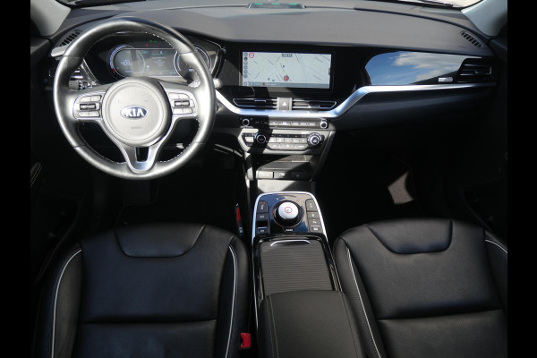Kia e-Niro ExecutiveLine 64 kWh | 3Fase | Cruise | Clima | Carplay | Navi | stoelverwarming-ventilatie |