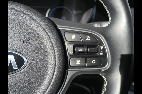 Kia e-Niro ExecutiveLine 64 kWh | 3Fase | Cruise | Clima | Carplay | Navi | stoelverwarming-ventilatie |