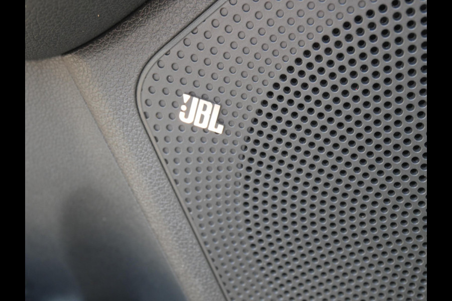 Kia e-Niro ExecutiveLine 64 kWh | 3Fase | Cruise | Clima | Carplay | Navi | stoelverwarming-ventilatie |