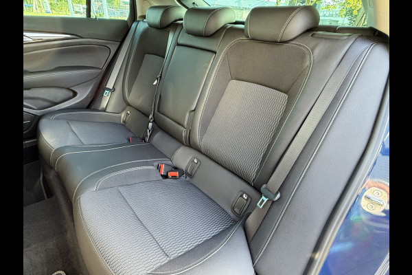 Opel Insignia Grand Sport BWJ 11-2019 | 1.5T 165PK Innovation AUTOMAAT | TREKHAAK | CLIMA | NAVI | LEDER/STOF | PDC | CAMERA | PRIVACY GLASS |