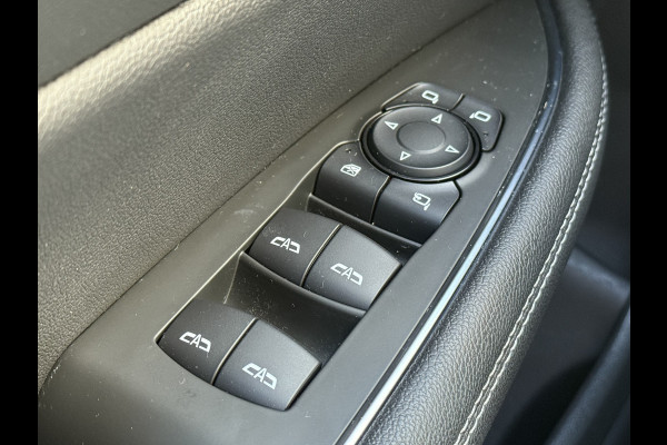 Opel Insignia Grand Sport BWJ 11-2019 | 1.5T 165PK Innovation AUTOMAAT | TREKHAAK | CLIMA | NAVI | LEDER/STOF | PDC | CAMERA | PRIVACY GLASS |