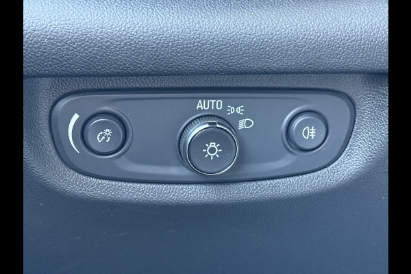 Opel Insignia Grand Sport BWJ 11-2019 | 1.5T 165PK Innovation AUTOMAAT | TREKHAAK | CLIMA | NAVI | LEDER/STOF | PDC | CAMERA | PRIVACY GLASS |