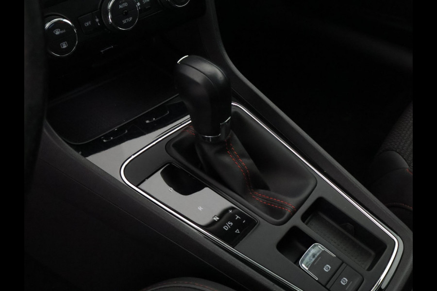 Seat Leon 1.5 TSI FR Ultimate Edition Automaat | Navigatie | Schuif-/Kanteldak | Camera |
