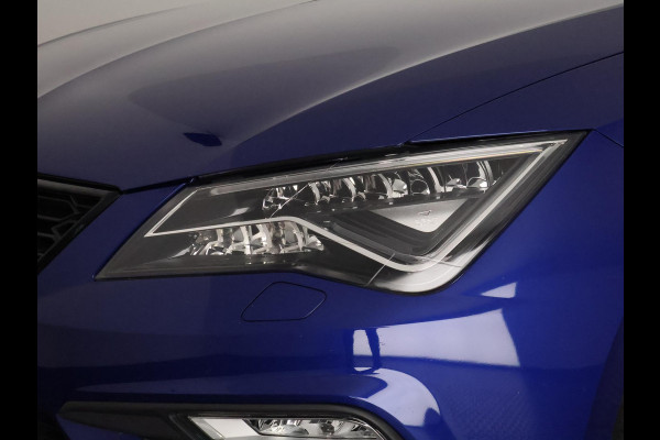 Seat Leon 1.5 TSI FR Ultimate Edition Automaat | Navigatie | Schuif-/Kanteldak | Camera |