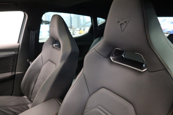 CUPRA Leon 1.5 TSI e-Hybrid VZ Extreme Panoramadak Kuipstoelen Sennheiser