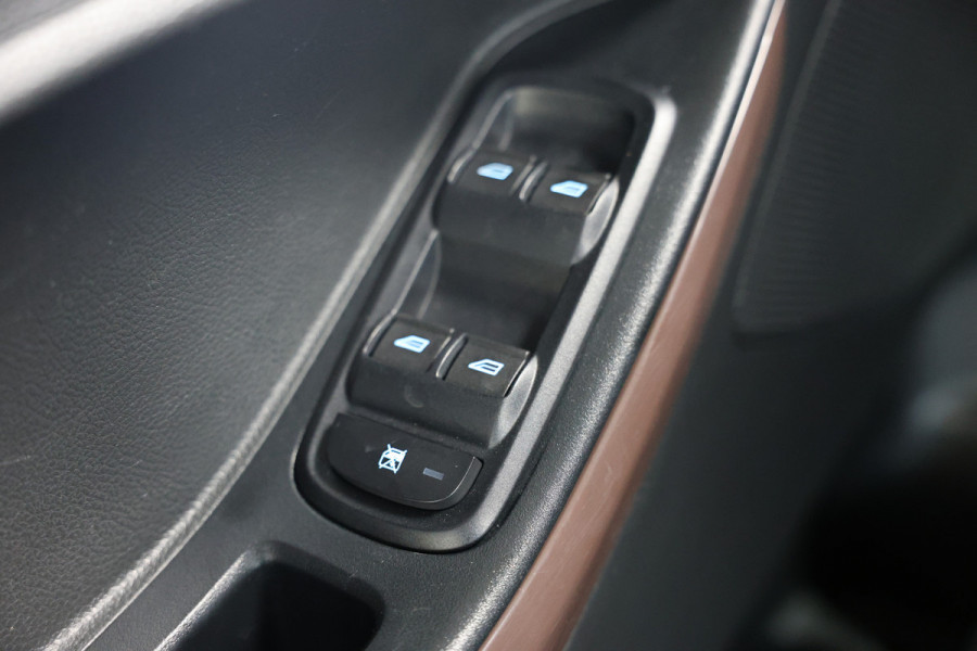 Ford Ka+ 1.2 Titanium Apple Carplay Ultimate Black STOELVW CLIMA '18