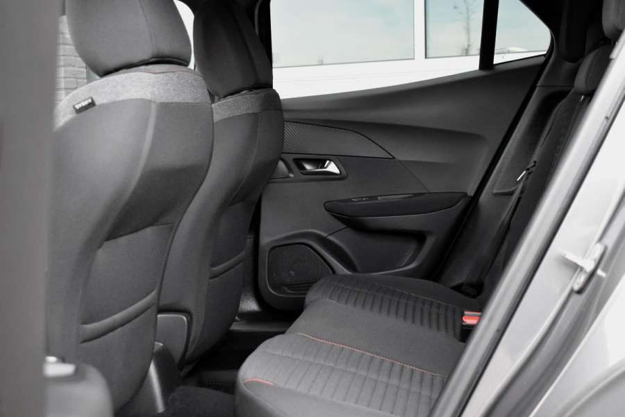 Peugeot 2008 1.2 PureTech 130PK Active Pack | Carplay | Camera | Stoelverw. | Incl. garantie