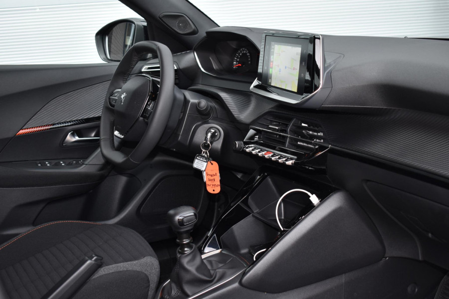 Peugeot 2008 1.2 PureTech 130PK Active Pack | Carplay | Camera | Stoelverw. | Incl. garantie