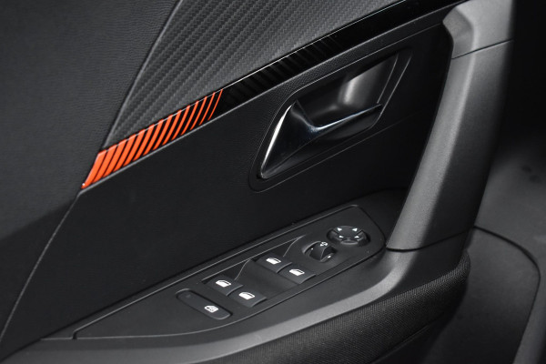 Peugeot 2008 1.2 PureTech 130PK Active Pack | Carplay | Camera | Stoelverw. | Incl. garantie