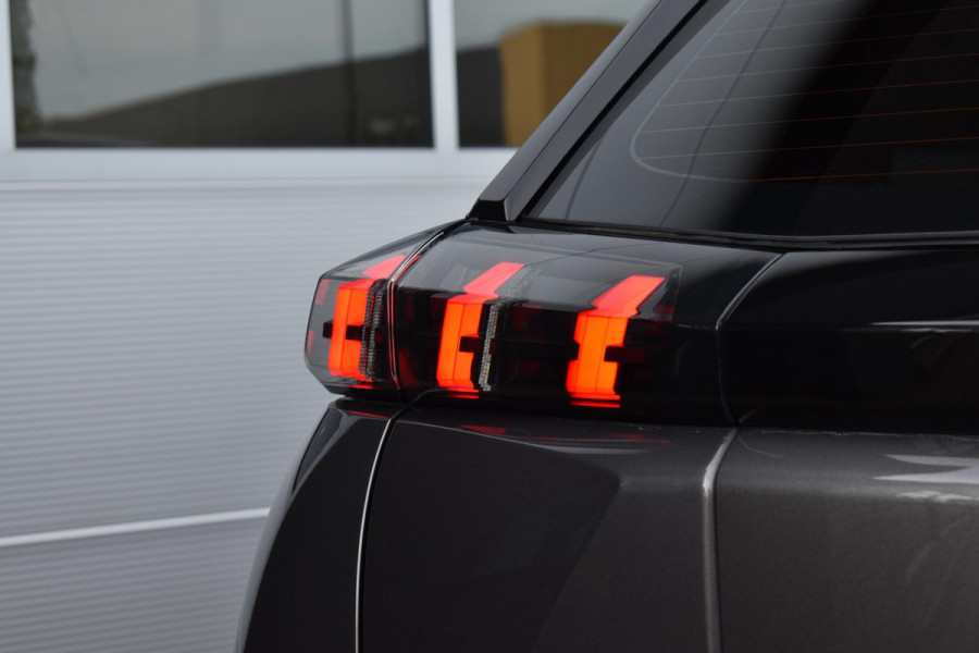 Peugeot 2008 1.2 PureTech 130PK Active Pack | Carplay | Camera | Stoelverw. | Incl. garantie