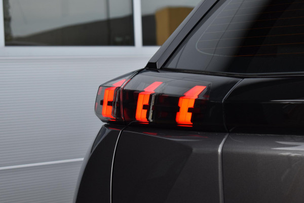 Peugeot 2008 1.2 PureTech 130PK Active Pack | Carplay | Camera | Stoelverw. | Incl. garantie