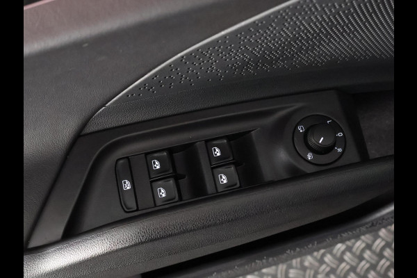 Škoda ENYAQ iV 60 Sportline | Navigatie | Half Leder | Parkeersensoren |