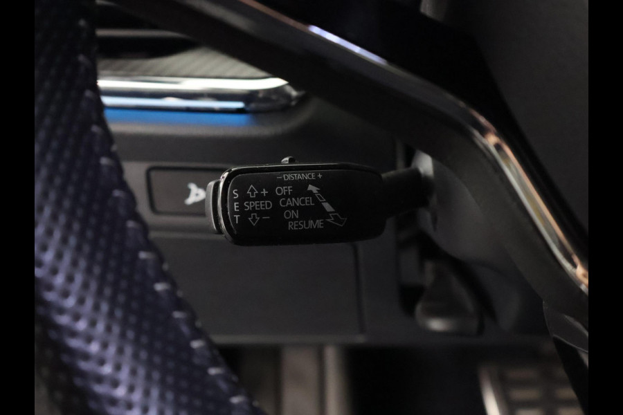 Škoda ENYAQ iV 60 Sportline | Navigatie | Half Leder | Parkeersensoren |