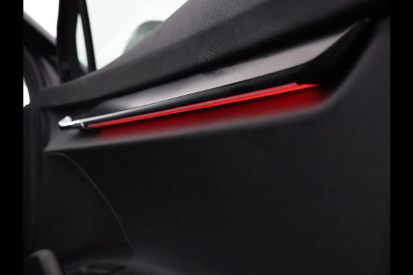 Škoda ENYAQ iV 60 Sportline | Navigatie | Half Leder | Parkeersensoren |