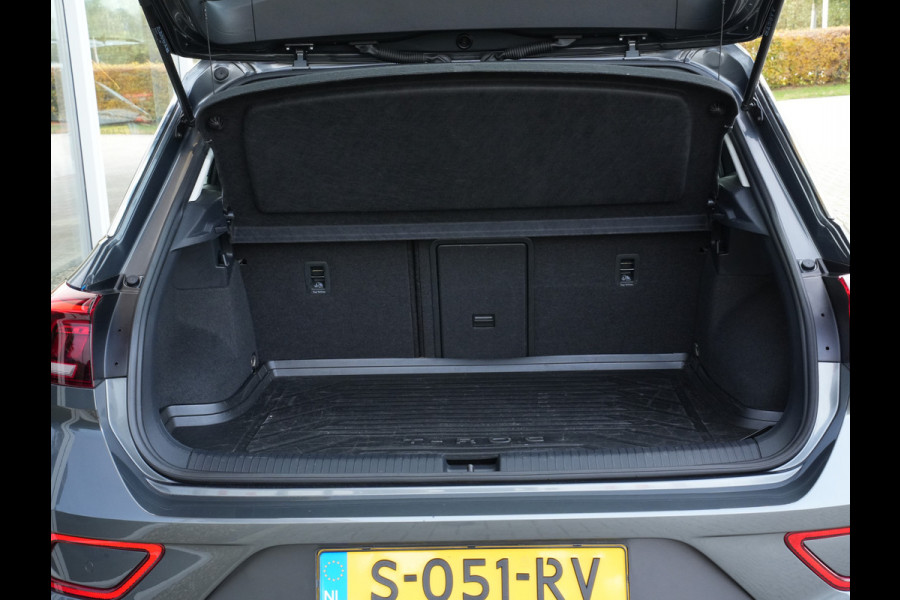Volkswagen T-Roc 1.0 TSI Life Business | Navigatie | Climate Control | Stoelverwarming | Android/Apple Carplay