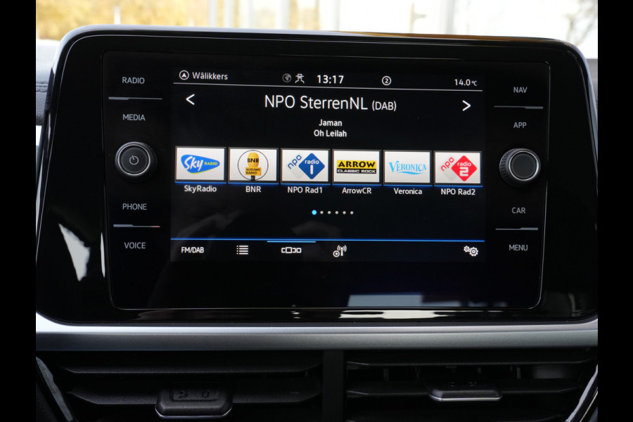 Volkswagen T-Roc 1.0 TSI Life Business | Navigatie | Climate Control | Stoelverwarming | Android/Apple Carplay