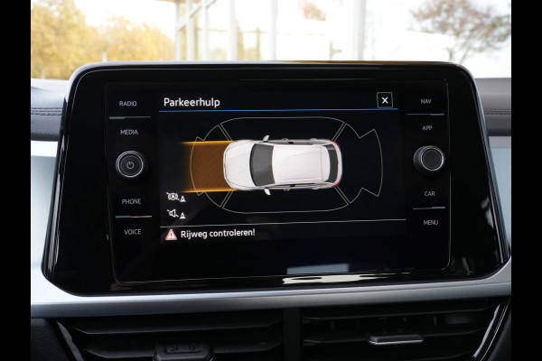 Volkswagen T-Roc 1.0 TSI Life Business | Navigatie | Climate Control | Stoelverwarming | Android/Apple Carplay