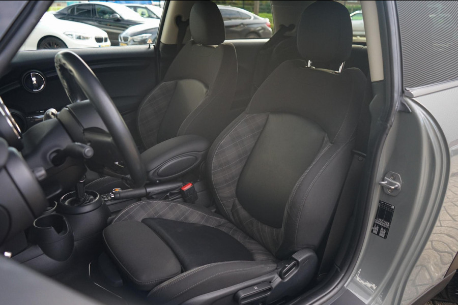 MINI Cooper 1.5 Chili