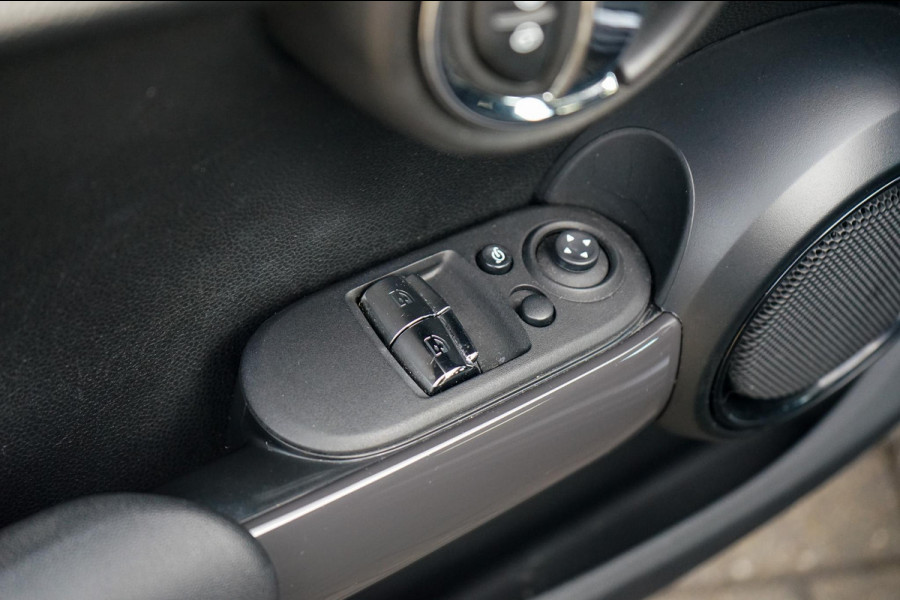 MINI Cooper 1.5 Chili