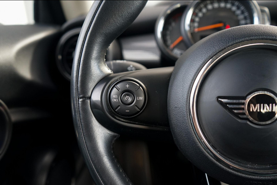 MINI Cooper 1.5 Chili