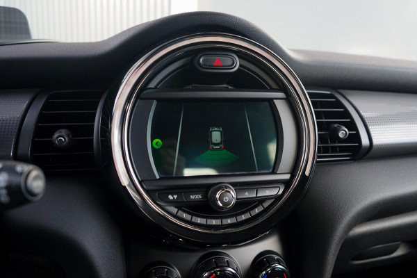 MINI Cooper 1.5 Chili