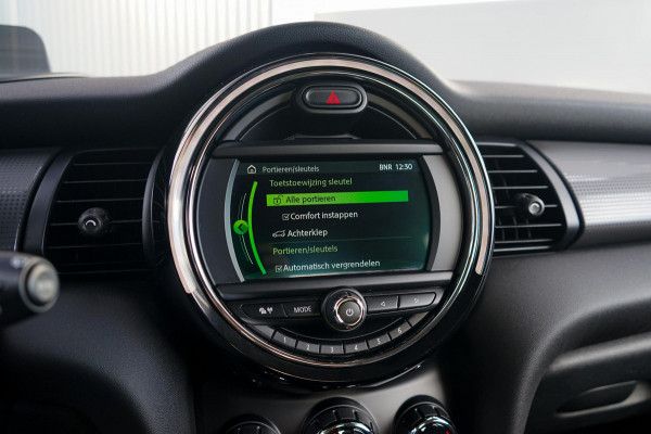 MINI Cooper 1.5 Chili