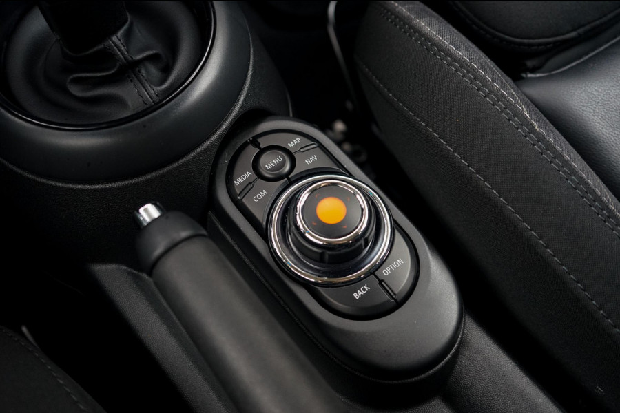 MINI Cooper 1.5 Chili