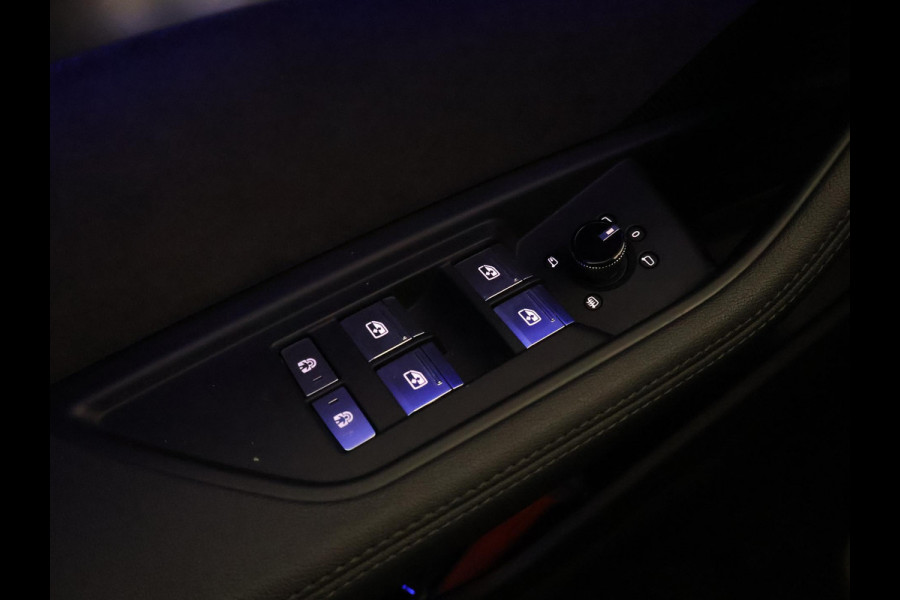 Audi e-tron 55 Quattro Black Edition Plus 95 kWh 408 PK | ACCU 89% | 1e eigenaar | Schuif-/Kanteldak | Navigatie |