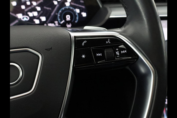Audi e-tron 55 Quattro Black Edition Plus 95 kWh 408 PK | ACCU 89% | 1e eigenaar | Schuif-/Kanteldak | Navigatie |