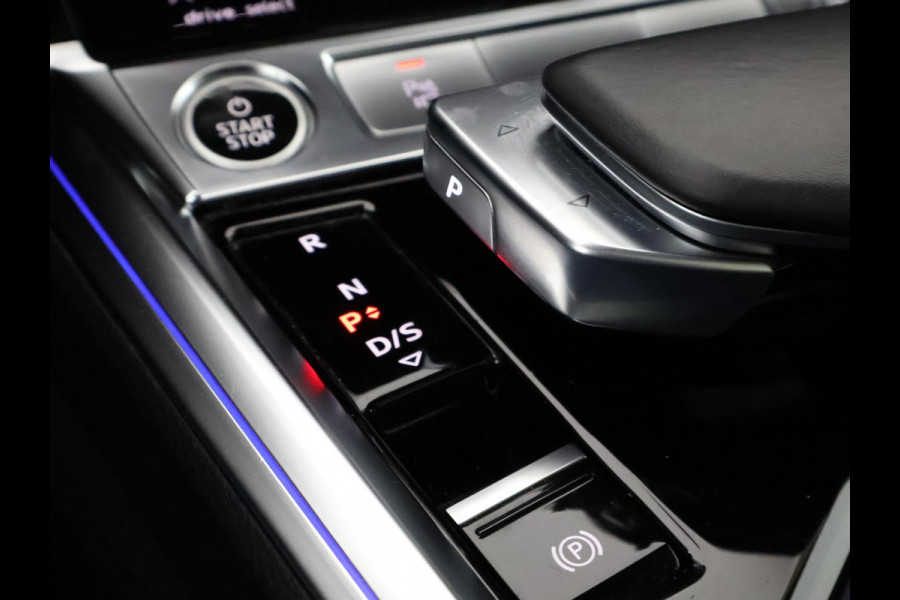 Audi e-tron 55 Quattro Black Edition Plus 95 kWh 408 PK | ACCU 89% | 1e eigenaar | Schuif-/Kanteldak | Navigatie |