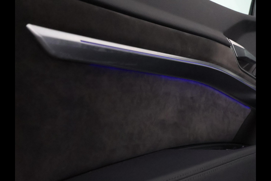 Audi e-tron 55 Quattro Black Edition Plus 95 kWh 408 PK | ACCU 89% | 1e eigenaar | Schuif-/Kanteldak | Navigatie |