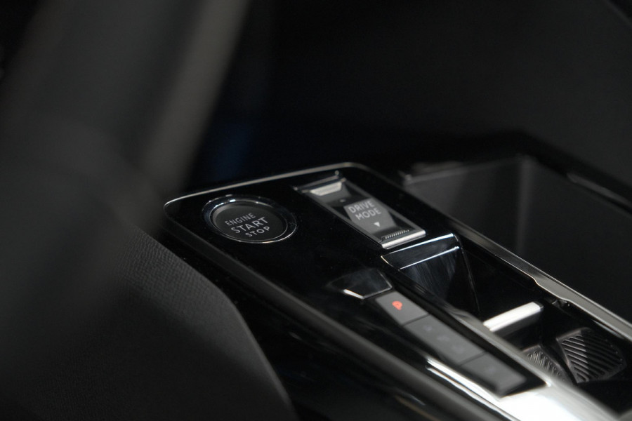 Peugeot 3008 PureTech 130 EAT8 GT | Camera | Dodehoekdetectie | Elektrische Achterklep | Apple Carplay | Stoelverwarming