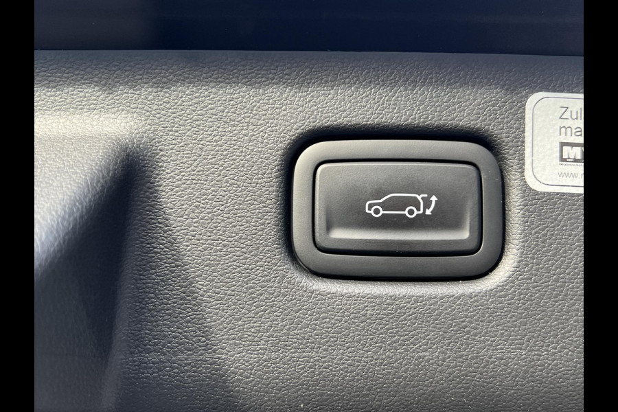 Hyundai Kona Elektro 150 kW Trend 65,4kWh 3-Fase Lader | Dealeronderhouden | Fabrieksgarantie Hyundai tot 2029 | Elektrische Achterklep | Stoel & Stuurverwarming | Afnembare Trekhaak | Rijklaar Geleverd
